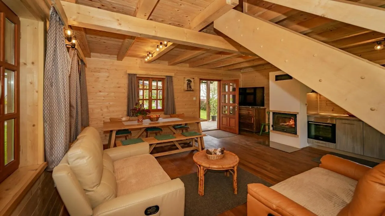 Brvnara Wooden House Pia